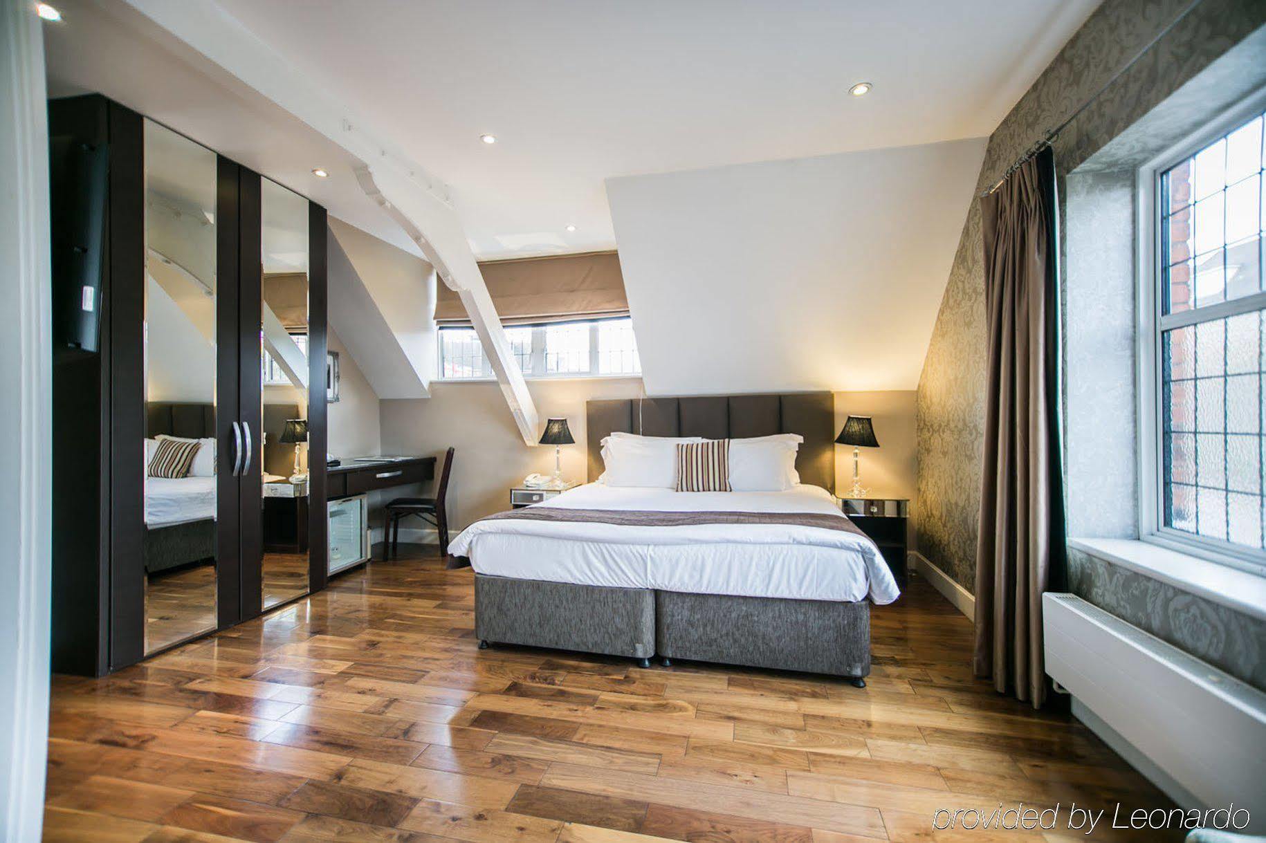The Pillar Hotel Лондон Экстерьер фото